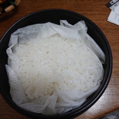 初めて土鍋でご飯を炊きましたが上手く炊き上がりました。
今度は炊き込みご飯に挑戦してみます。